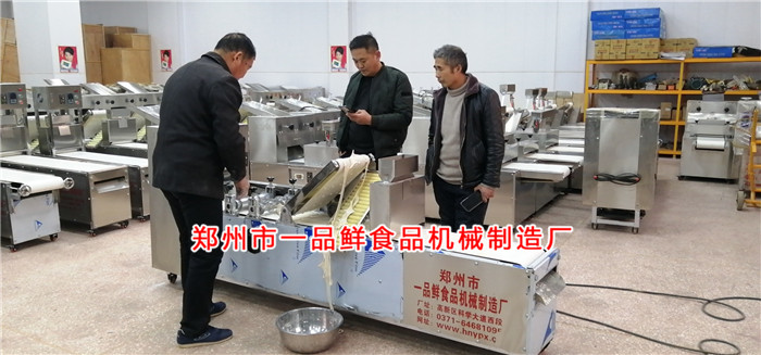 商丘客戶跟隨親戚步伐選擇一品鮮多功能燴面機(圖1) 商丘客戶跟隨親戚步伐選擇一品鮮多功能燴面機(圖1)