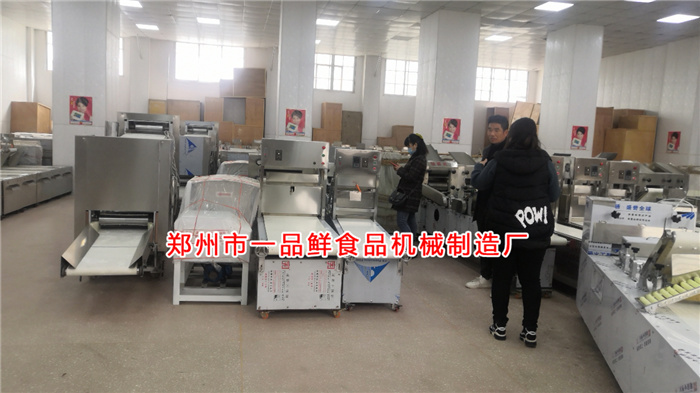 客戶考察多功能燴面機 客戶考察多功能燴面機