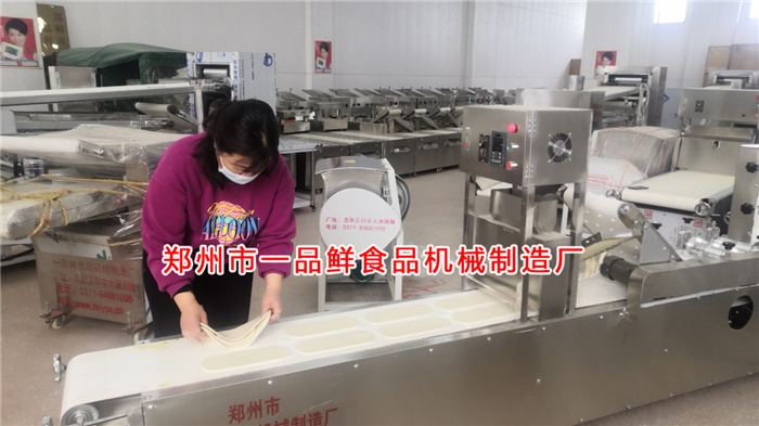 全套燴面機設備調試完畢 全套燴面機設備調試完畢